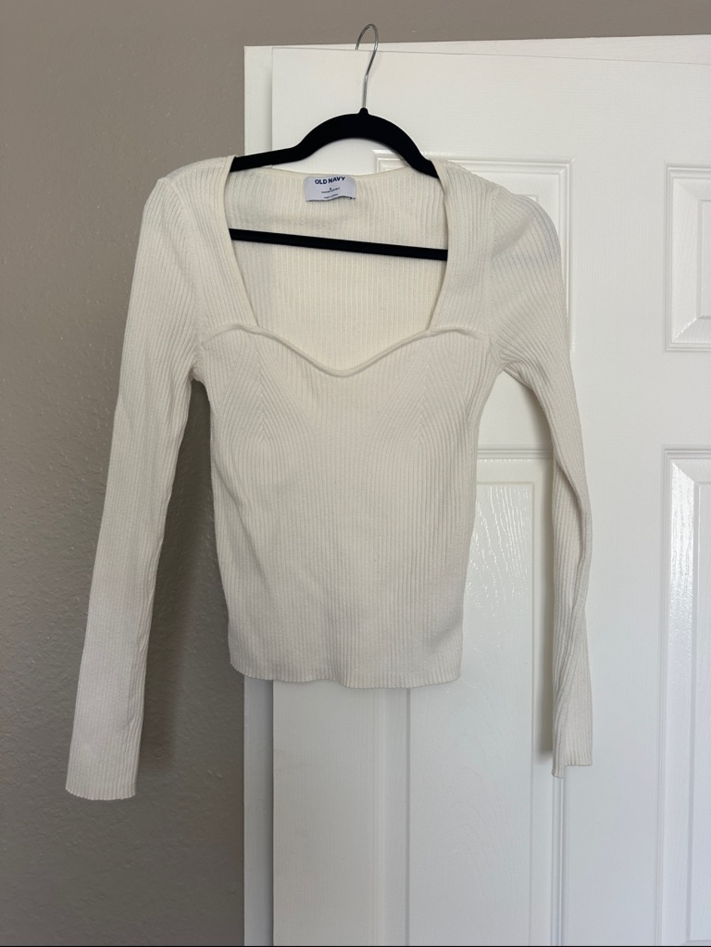 Cream Ribbed Sweetheart Neck Long-Sleeve Top